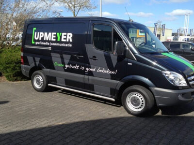 xbus1-733x500.jpg.pagespeed.ic xbus1-733x500.jpg.pagespeed.ic